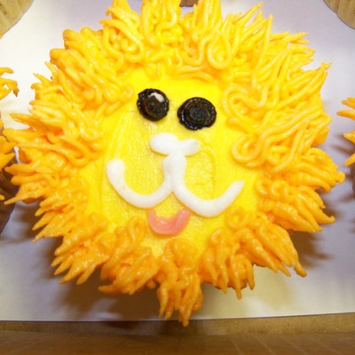 Lion Cupcakes