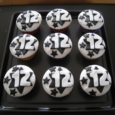 Black & White Cupcakes For 12Th Birthday