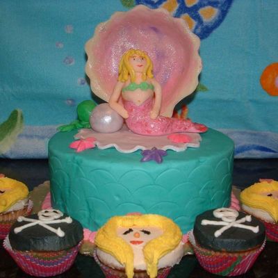 Mermaid Cake And Cupcakes (Pirates Too)