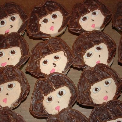 Dora Cupcakes