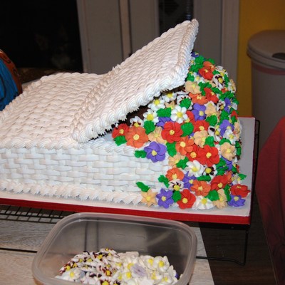 Basket Cake With Flowers