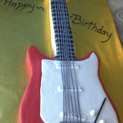 Guitar Cake