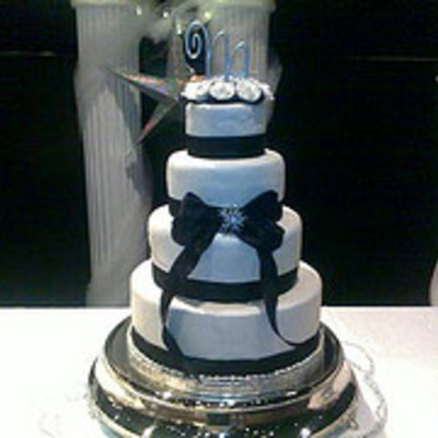 Snowflakes, Ribbons, And Pearls