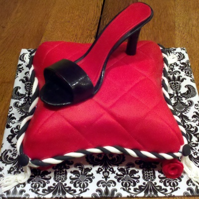 High Heel Shoe Cake