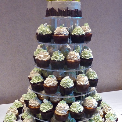 Green And White Wedding