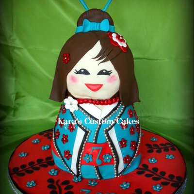 3D Kokeshi Doll Cake
