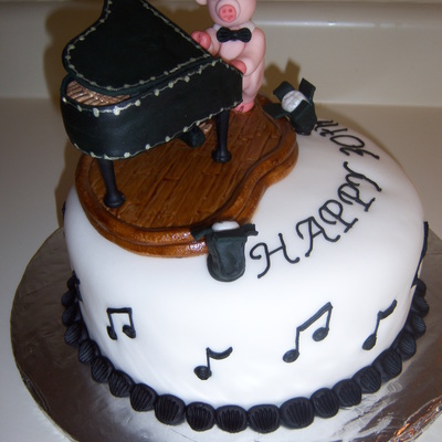 Pig And Piano, He's Such A Ham