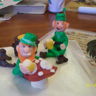 Drinking Leprechauns And Their Pot Of Gold