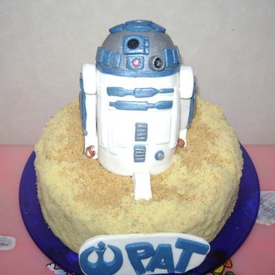 R2D2 Cake