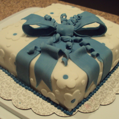 Birthday Present Cake