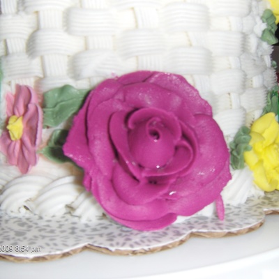 Basket Weave Cake With Flowers