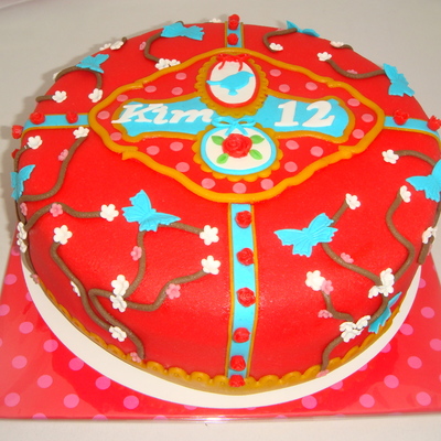 Pip Style Cake