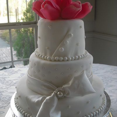 Wedding Cake With Tulips