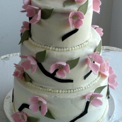 Dogwood Flower Wedding Cake
