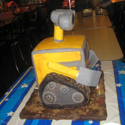 Wall-E Cake