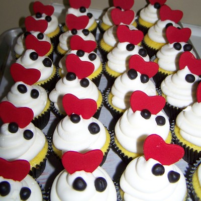 Zebra And Heart Cupcakes For Wedding