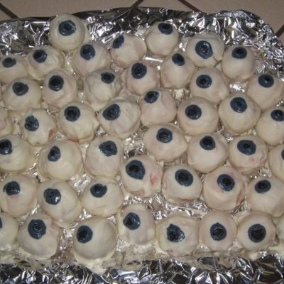 Eyeball Cake Balls