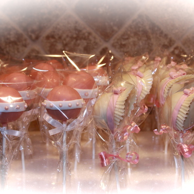 Rattle And Bonnet Cake Pops