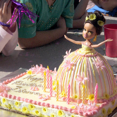 Bratz Cake