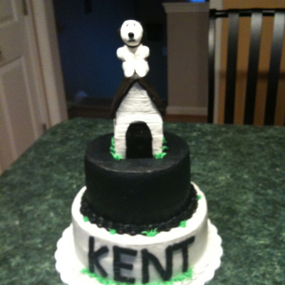 Snoopy Cake