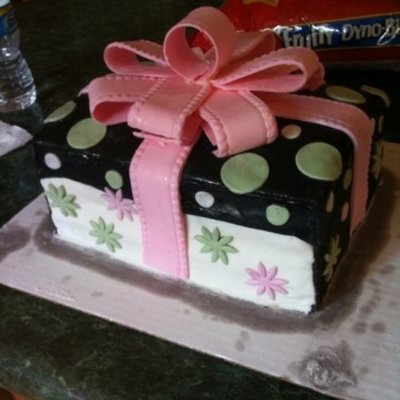 Gift Box Cake