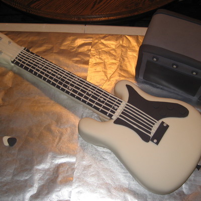 Guitar Cake