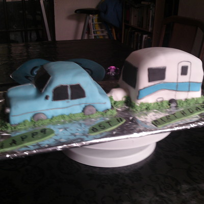 Car And Caravan Cake