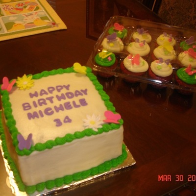 Red Velvet Cake And Cupcakes