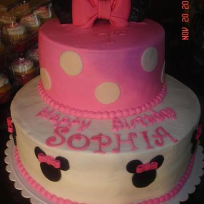 Minnie Mouse Cake
