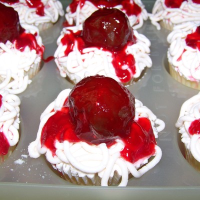 ::spaghetti/ Meatball Cupcakes!::