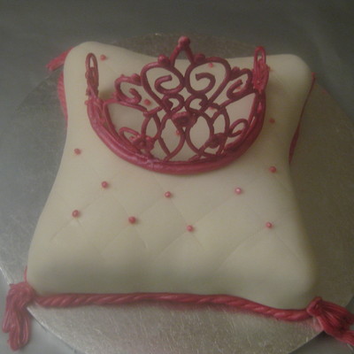 Pillow Cake With Tiara!!