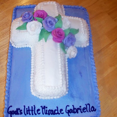 Buttercream Cross With Fondant Roses