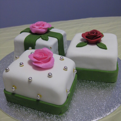 Wedding Mini Cakes