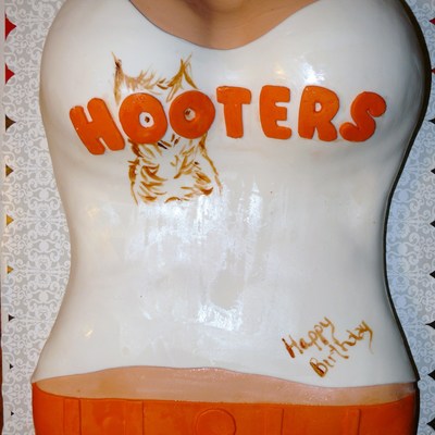 Hooters