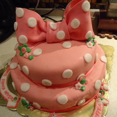 Bow Cake