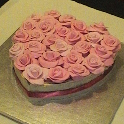 Heart Shaped Rose Cake