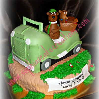 Yogi Bear And Boo Boo Picnic