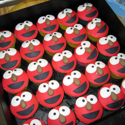 Elmo Cupcakes