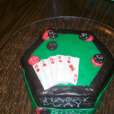 Poker Table Cake