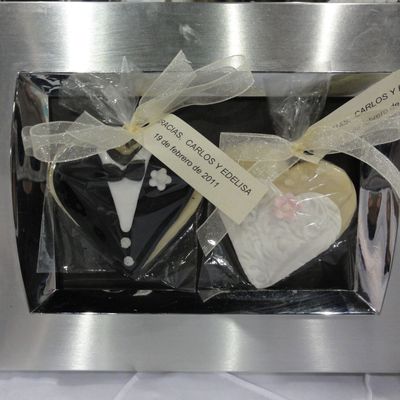 Bride & Groom Cookies