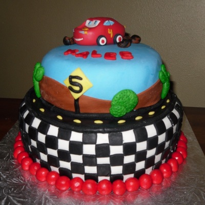 Lightning Mcqueen Cake
