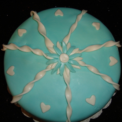 Simple Fondant Cake