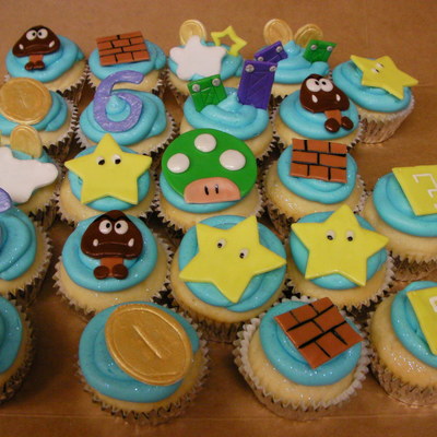 Super Mario Galaxy Cupcakes