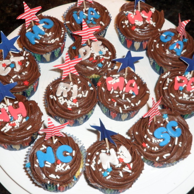 13 Colonies Cupcakes