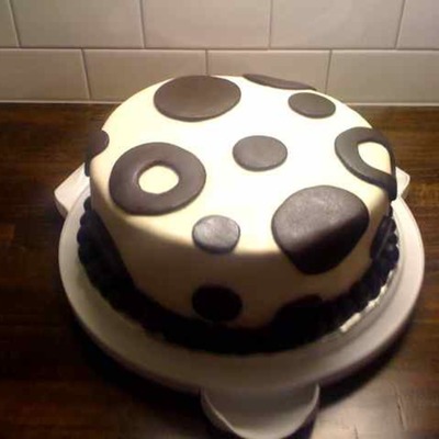 Black And White Cake