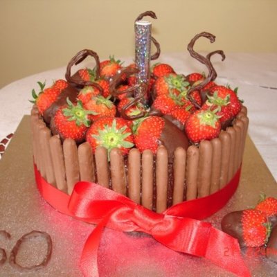 Chocolate Strawberry Cake