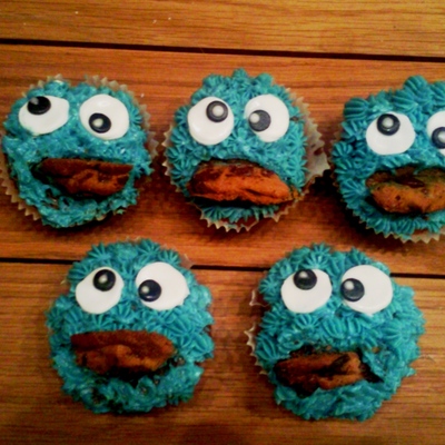 Cookie Monster Cupcake