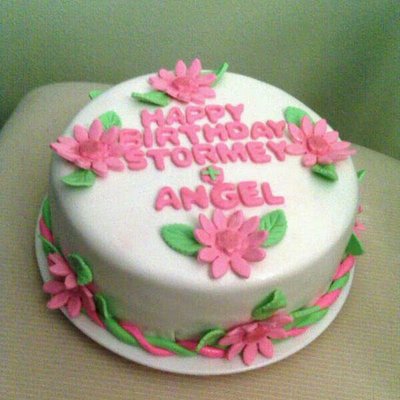 Pink Daisy's Birthday Cake