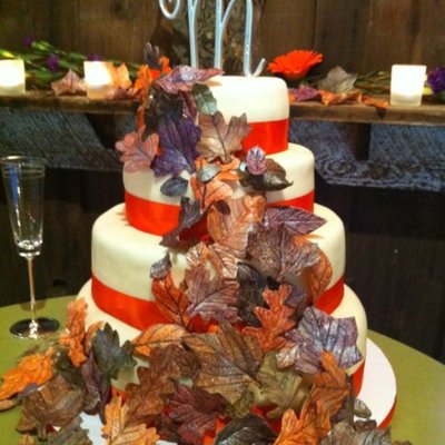 Fall Themed Wedding Cake