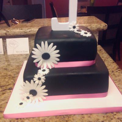 Black And Pink Daisy